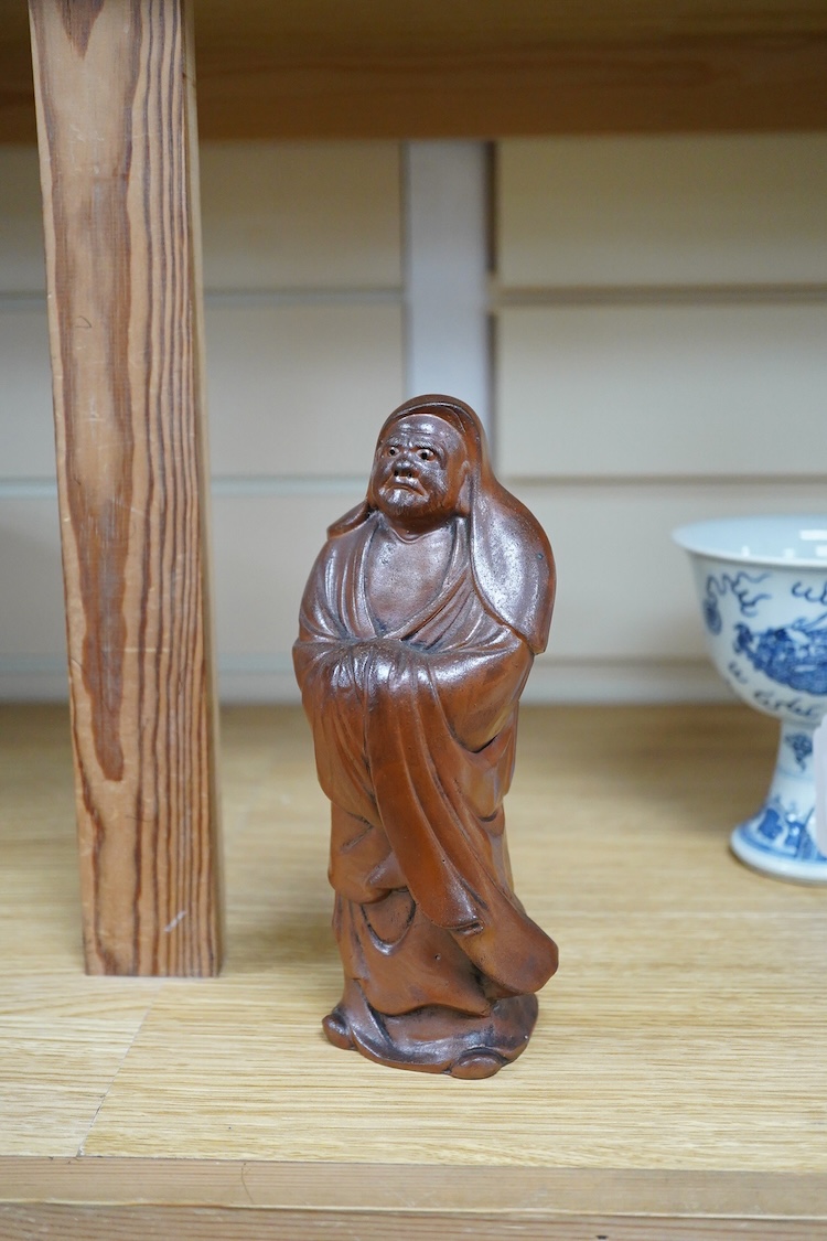 A Japanese Bizan ware figure of Bodhidharma, 19cm